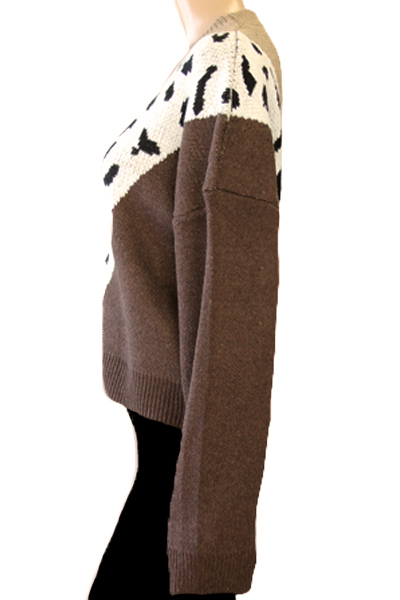 V字ラインのヒョウ柄ニットセーター Mサイズ ブラウン
