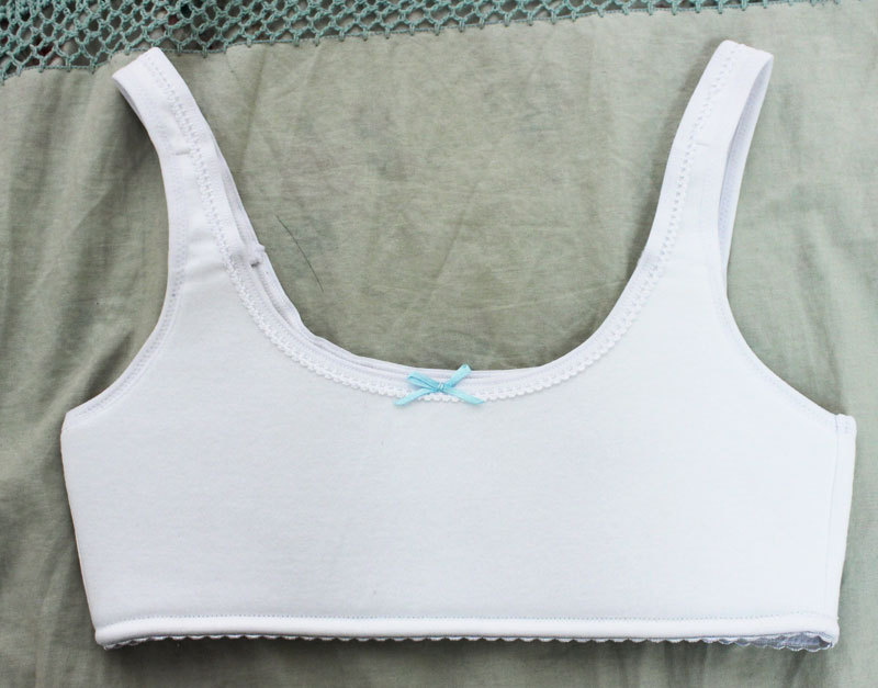 【1200円★数量限定】ファーストブラ(スポブラ・スポーツブラ) ブルーリボン M<お一人様1点限り>